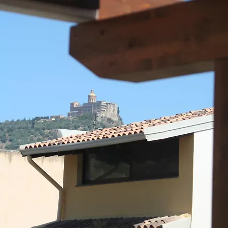 Casa Levante 3*