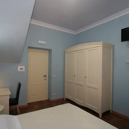 Casa Levante Oliveri